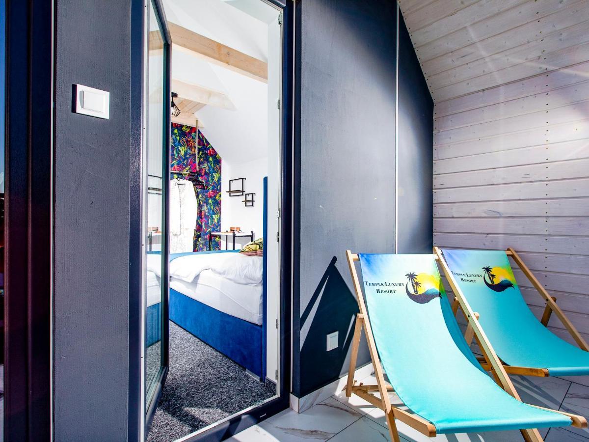 Temple Luxury Resort Rewal Eksteriør billede
